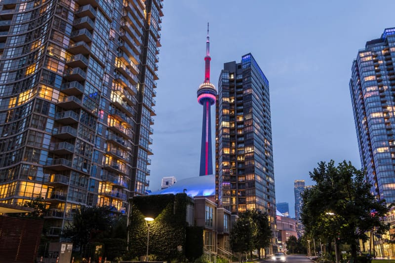 35 Mariner Terrace at dusk, with the CN Tower behind