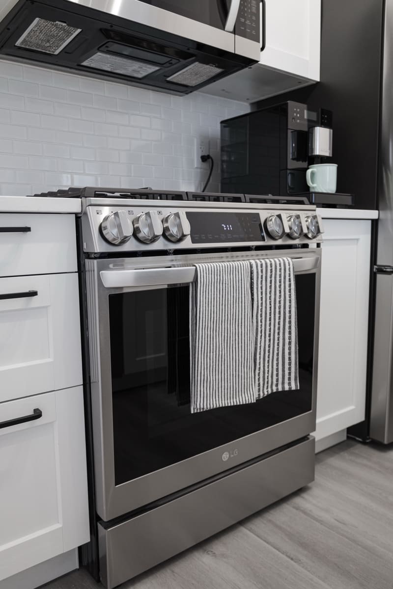 Gas range